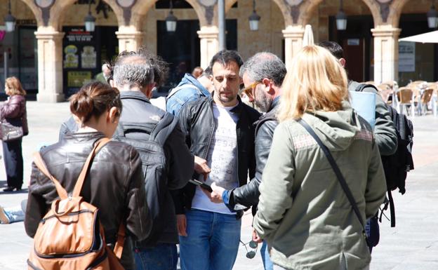 Amenábar, en la Plaza Mayor.