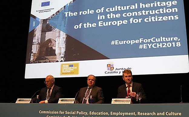 José Ignacio Ceniceros, Juan Vicente Herrera y Javier Lacalle han abierto el seminario