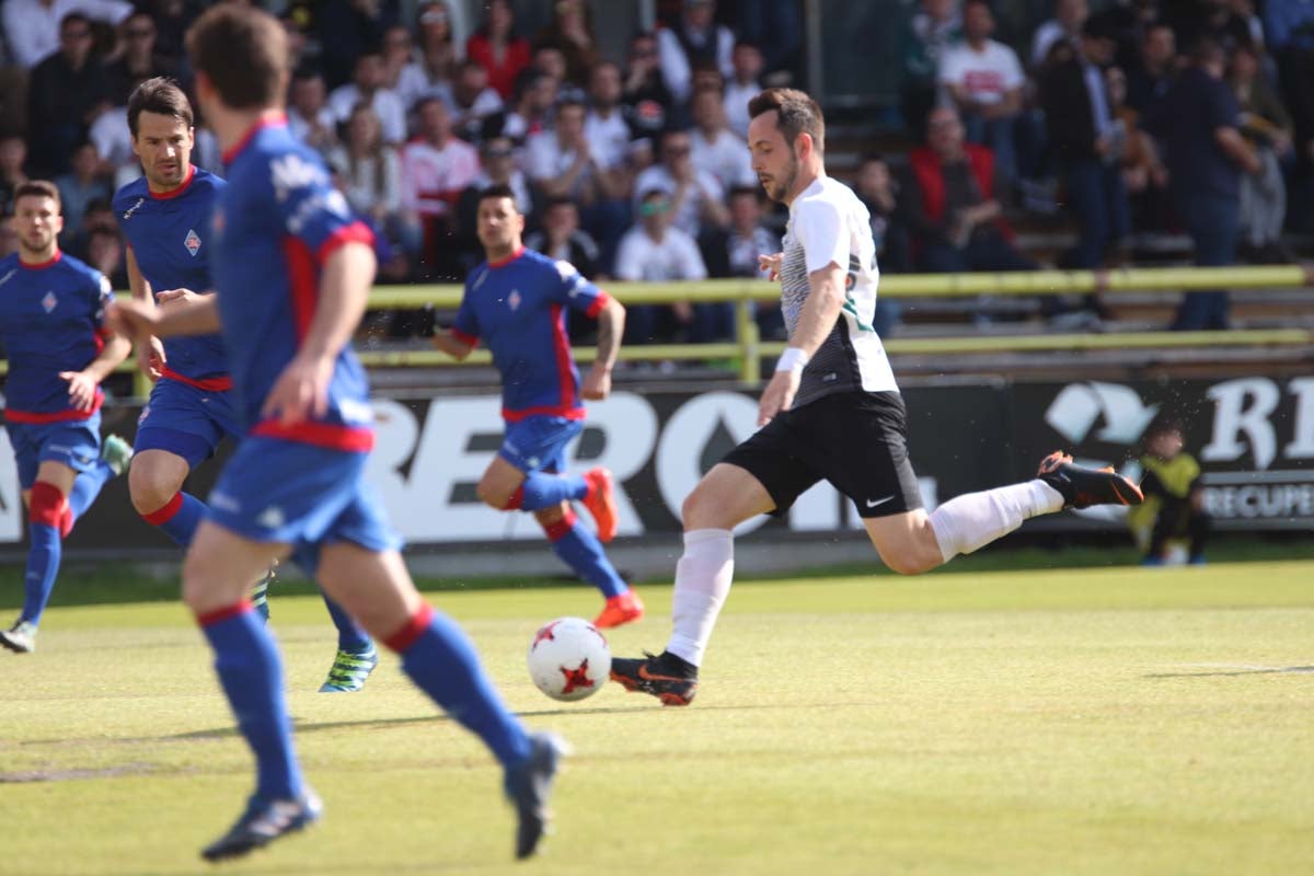 Fotos: Burgos CF - SD Amorebieta