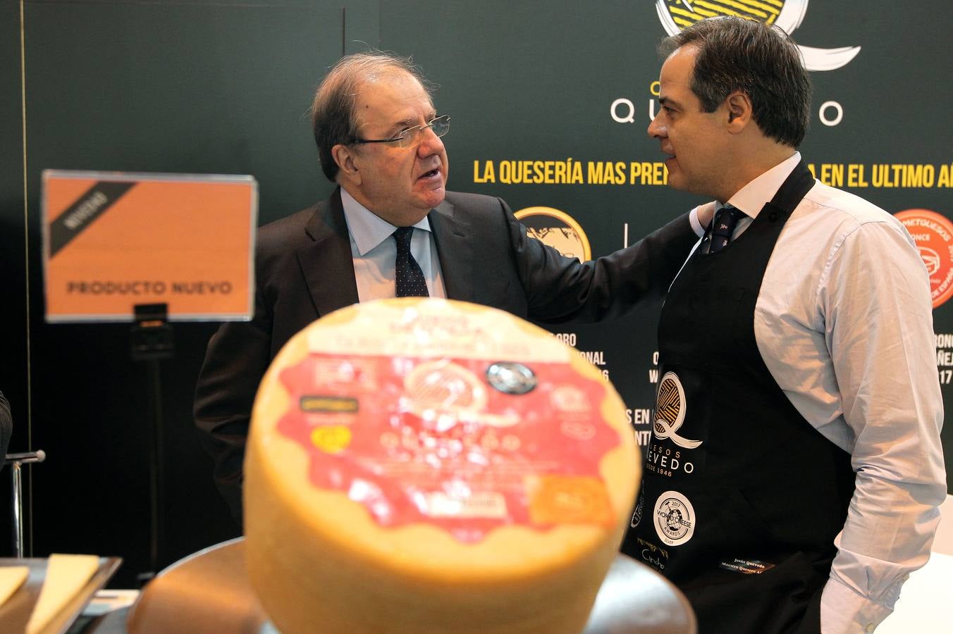 El presidente de la Junta de Castilla y León valoró que el sector agroalimentario de la Comunidad es el tercero de España en número de empresas, el segundo en cuanto a emprendedores y el primero en productividad