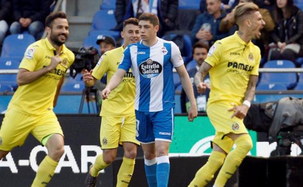 Samu Castillejo celebrando su primer gol. 