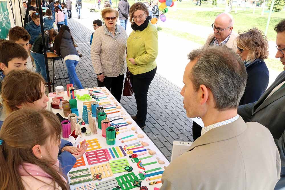 Fotos: En imágenes la 12º Feria Pequeños Emprendedores