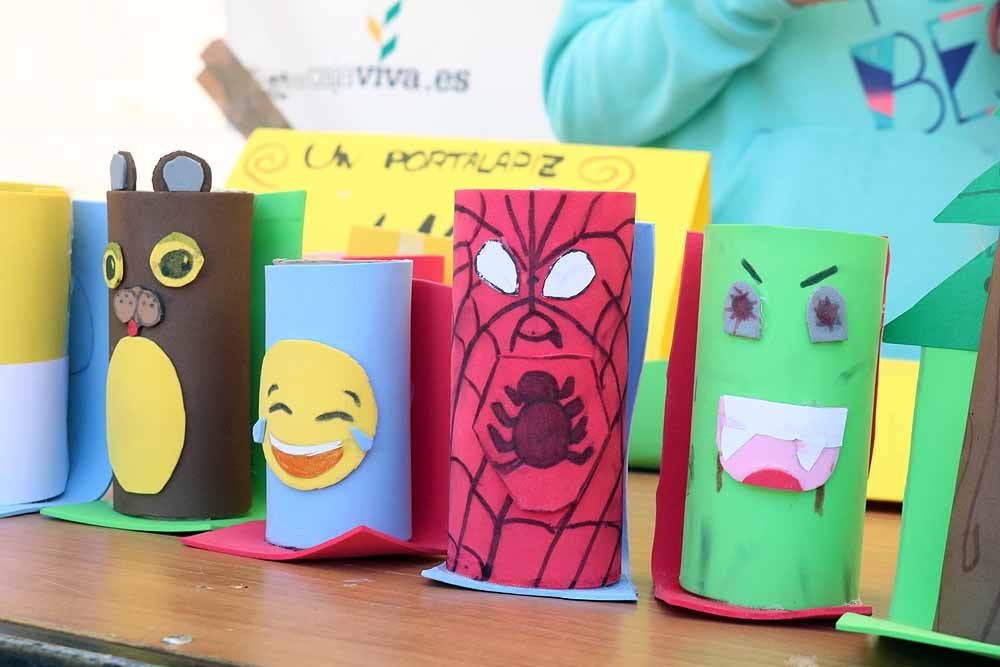 Fotos: En imágenes la 12º Feria Pequeños Emprendedores