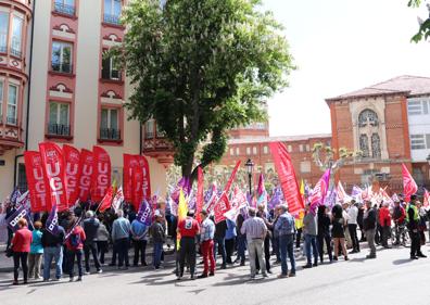 Imagen secundaria 1 - Concentración de hoy frente a FAE