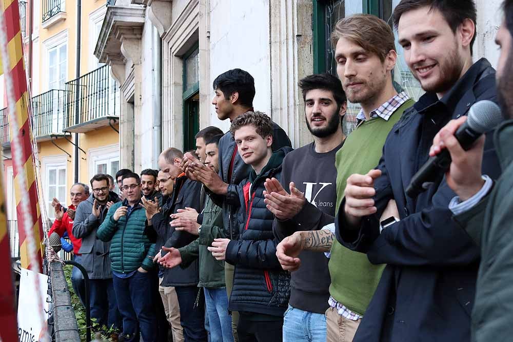 Fotos: El San Pablo se despide de su afición desde el Ayuntamiento