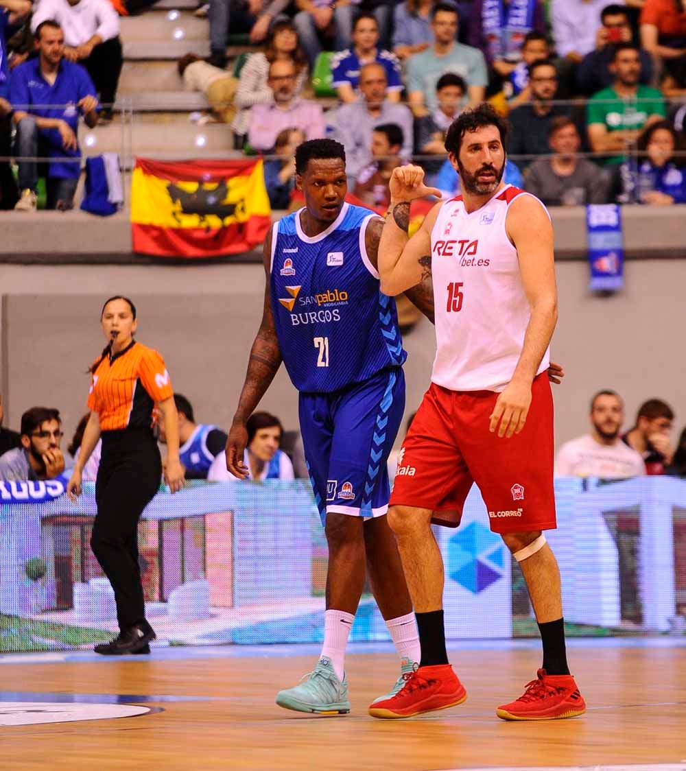 Fotos: Las mejores imágenes del San Pablo RETAbet Bilbao Basket