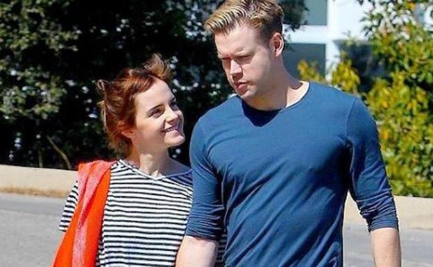 Emma Watson con Chord Overstreet. 