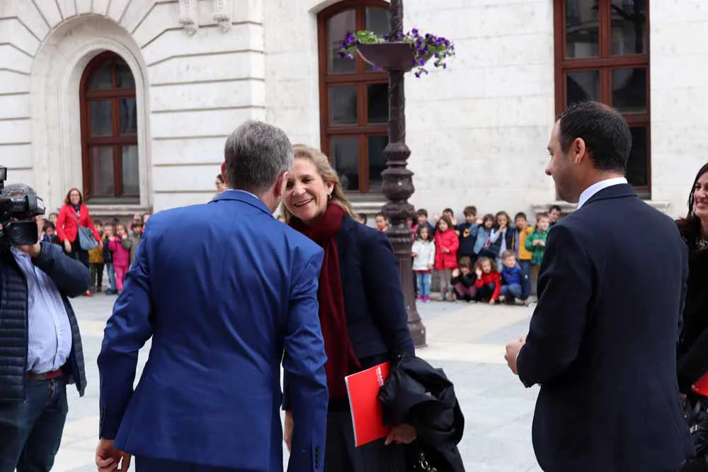 Fotos: En imágenes la visita de la infanta Elena a Burgos