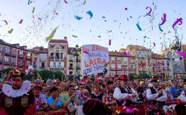 Momento del pregón de las fiestas pasadas