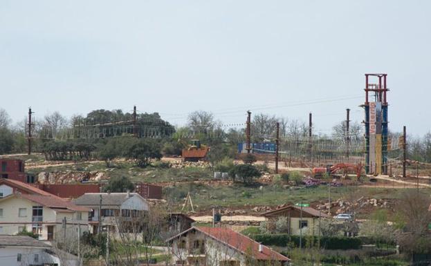 Las obras del parque multiaventura ya han finalizado.