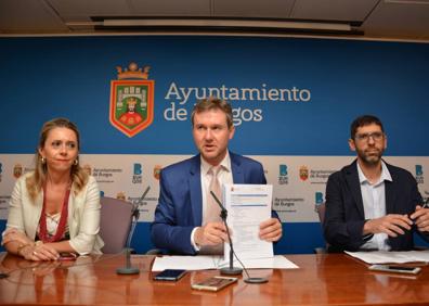 Imagen secundaria 1 - El Ayuntamiento invertirá 2 millones en el Monasterio de San Juan y pide otros 2 al Gobierno