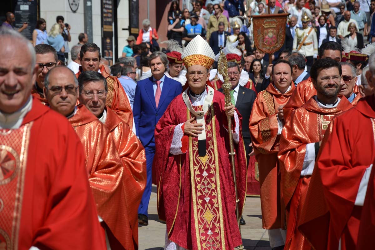 Fotos: Ofrenda Floral a Santa María La Mayor