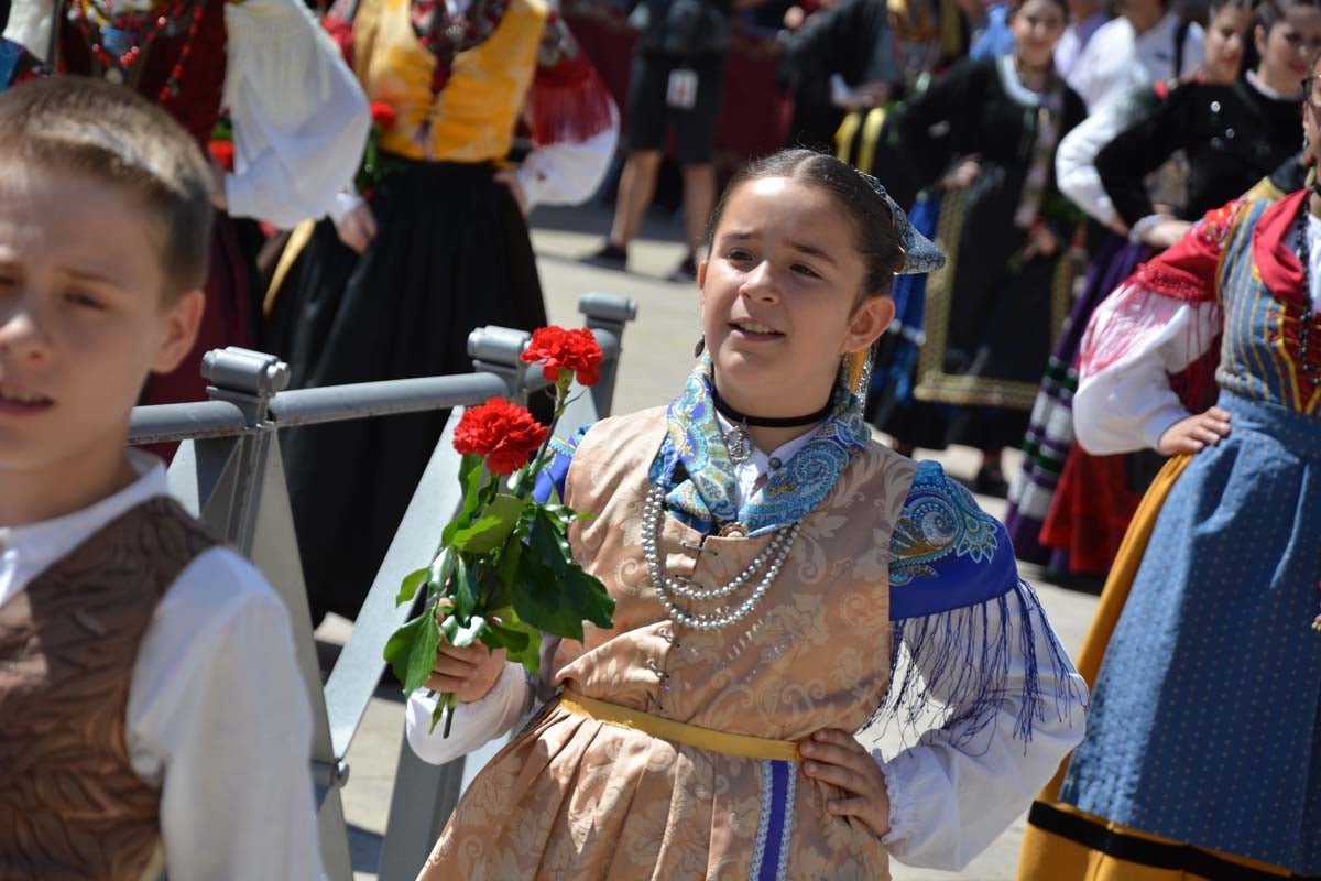 Fotos: Ofrenda Floral a Santa María La Mayor