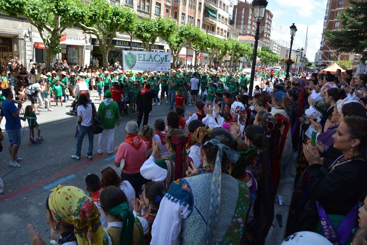 Fotos: Cabalgata de las fiestas de San Pedro y San Pablo