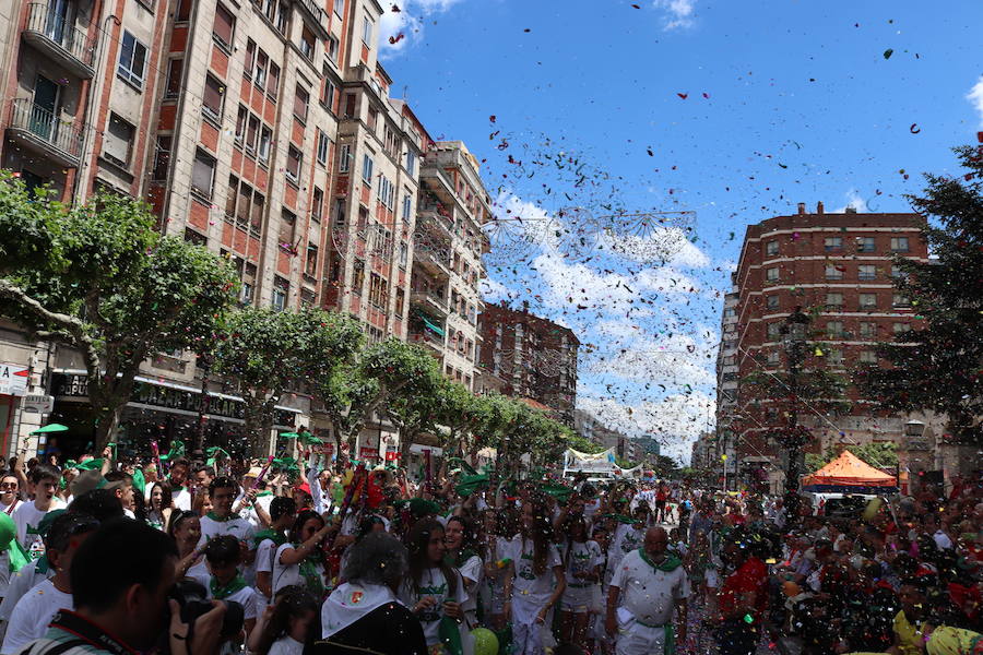 Fotos: Cabalgata de las fiestas de San Pedro y San Pablo