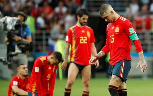 Sergio Ramos, Isco, Rodrigo y Koke, abatidos tras la eliminación ante Rusia.