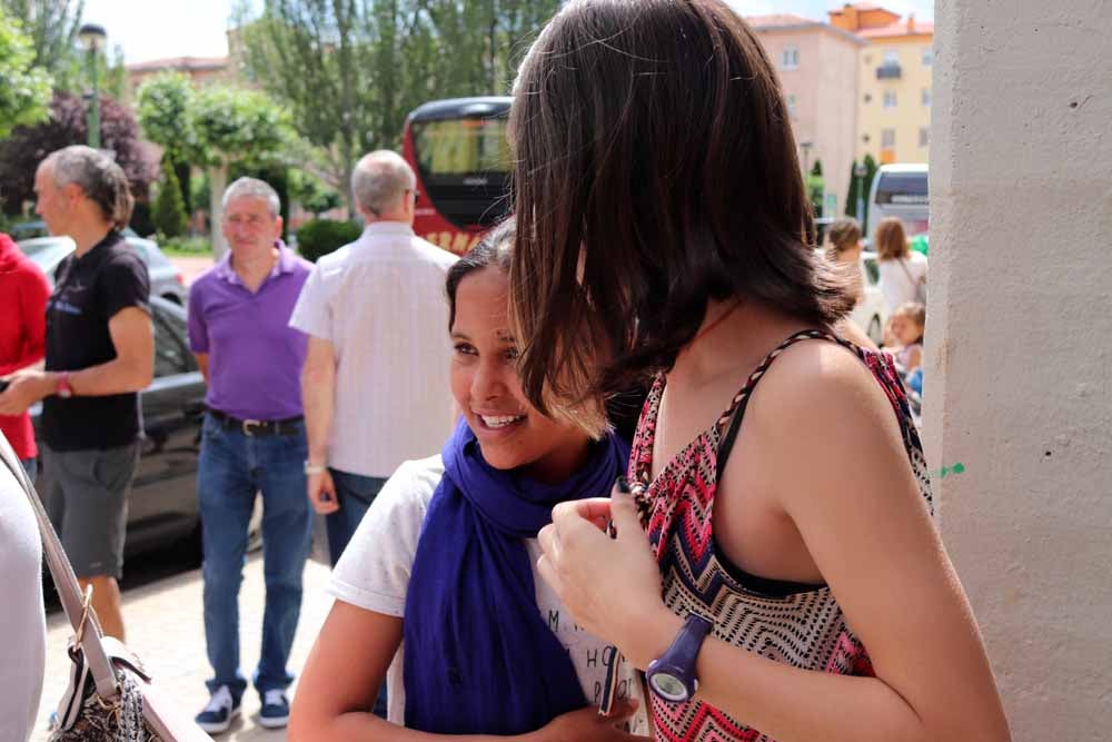 Esta mañana han llegado 18 niños desde los campamentos de refugiados en Tindouf, Argelia, que, sumados a los otros seis que llegaron el pasado 29 de junio, completan el programa 'Vacaciones en paz'