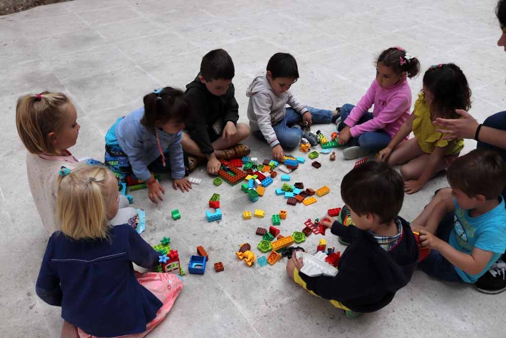 Fotos: Así han trabajado los niños en los talleres de Robotix