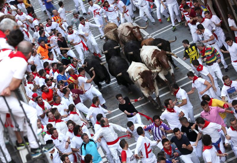 Los astados de la ganadería gaditana protagonizan un encierro veloz y limpio