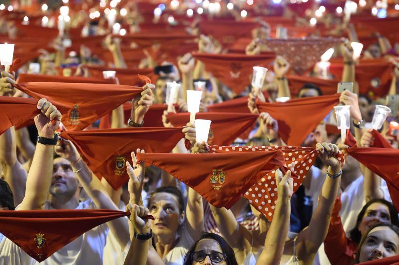 El 'Pobre de Mí' despide un año más las fiestas de San Fermín