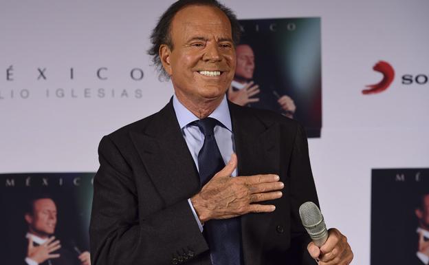 El cantante Julio Iglesias. 