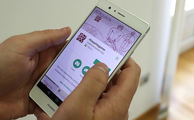 La aplicación esta disponible en las tiendas de Android e iOs.