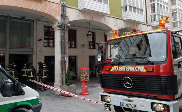 Los bomberos requieren de más medios humanos y materiales