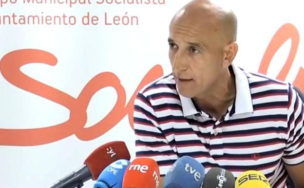 José Antonio Diez, durante una rueda de prensa.