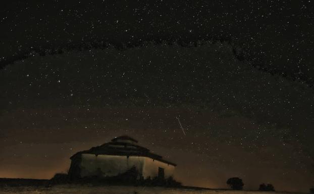 Perseidas en Tierra de Campos, en Barcial de la Loma, Valladolid. 