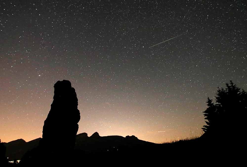 Fotos: Las perseidas comienzan a hacer su magia