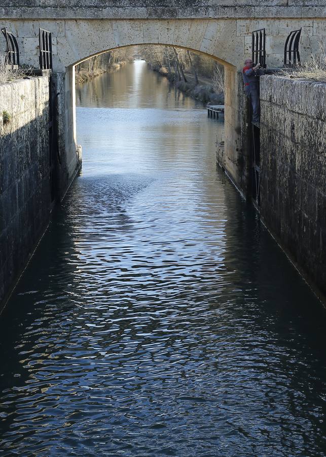 Esclusa del Canal de Castilla de Tamariz de Campos.