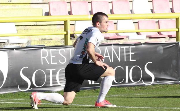 Madrazo fue uno de los jugadores destacados del Burgos CF.