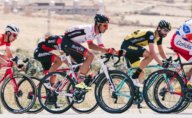 El equipo que el Burgos BH presentó en la Vuelta a Burgos 