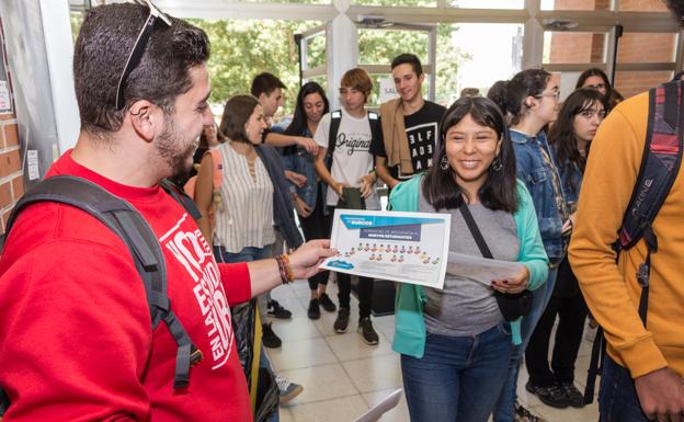 Imagen principal - «Hoy empieza la mejor época de vuestra vida»