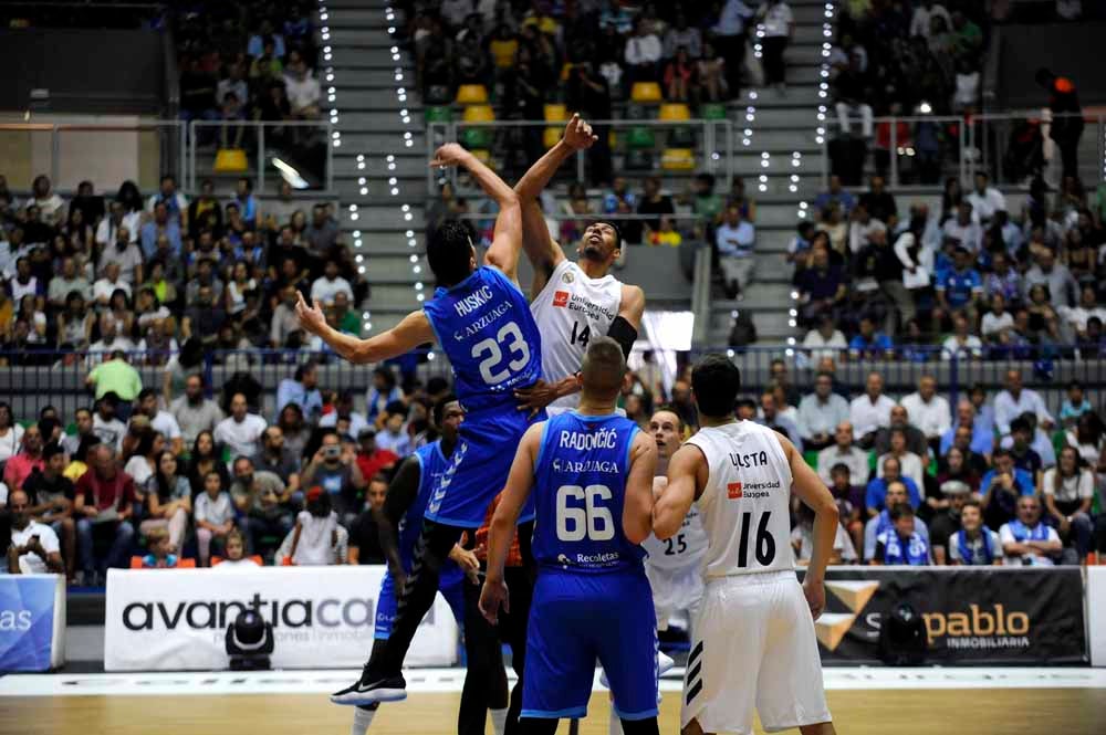 Fotos: Imágenes del partido de presentación del San Pablo Burgos ante el Real Madrid