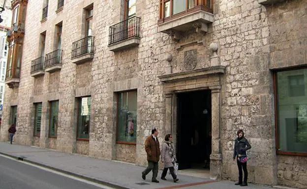 Casa del Cordón, sede de la Fundación Caja Burgos. 