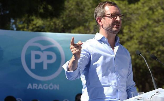 Fotografía facilitada por el PP del vicesecretario de Organización Javier Maroto durante la clausura del Día del Afiliado del PP de Aragón en Zaragoza. 