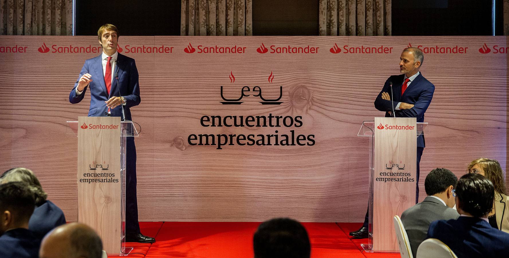 La entidad ha reunido a más de 450 directivos de la región en las instalaciones del AC Hotel Palacio de Santa 