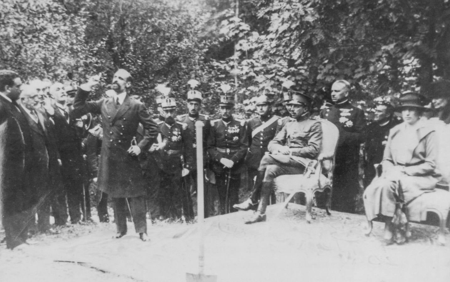 El Rey Alfonso XIII inaugura el Parque Nacional de Picos de Europa el 8 de septiembre de 1918.