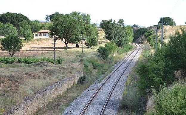 Imagen de las vías del tren directo