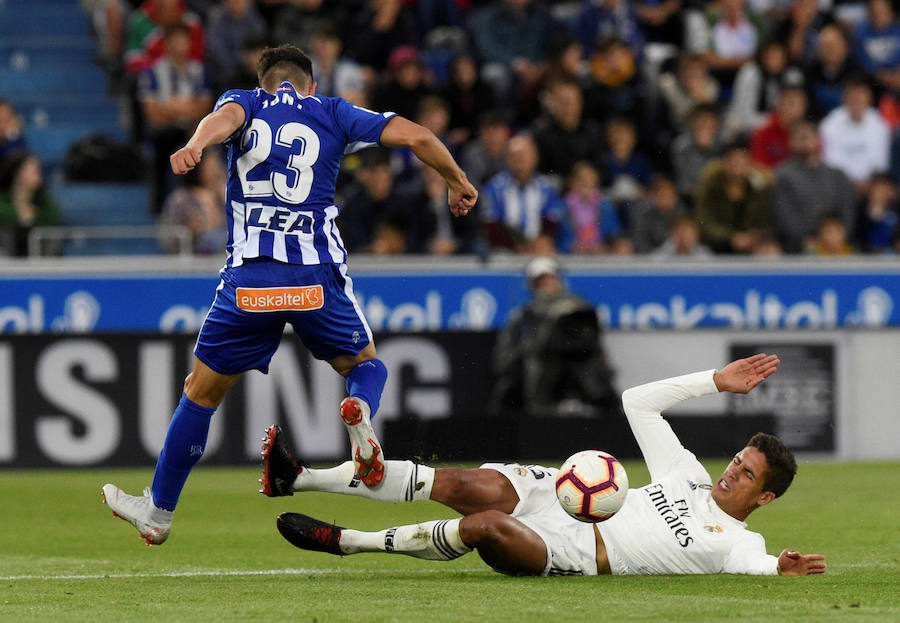 Fotos: Las mejores imágenes del Alavés-Real Madrid