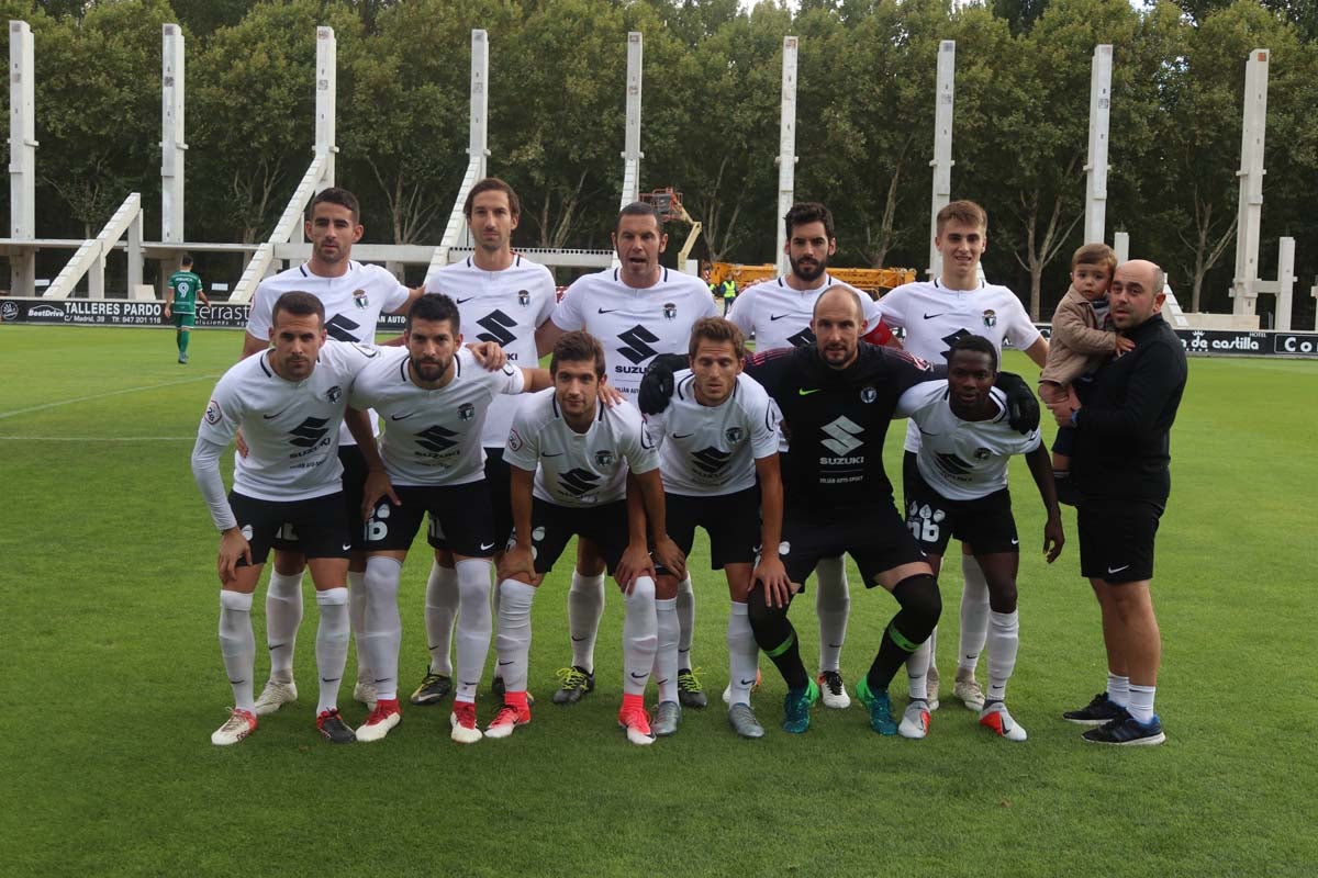 Fotos: EL Burgos CF - Coruxo FC, en imágenes