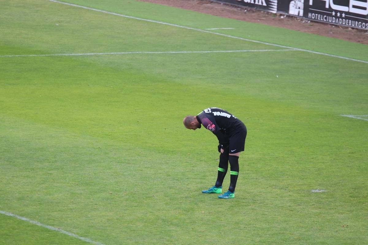 Fotos: EL Burgos CF - Coruxo FC, en imágenes