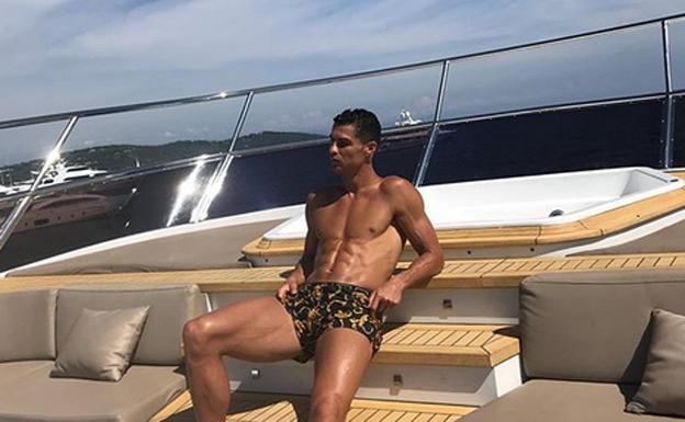 Cristiano Ronaldo. 