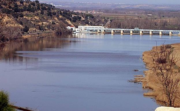 Paisaje del Río Duero desde Castronuño, en Zamora, donde se ve el embalse. 