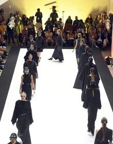 Imagen secundaria 2 - Juanjo Oliva clausura la XXI Pasarela de la Moda de Castilla y León