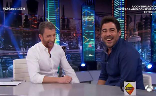 Pablo Motos con Pablo Chiapella en 'El Hormiguero'. 