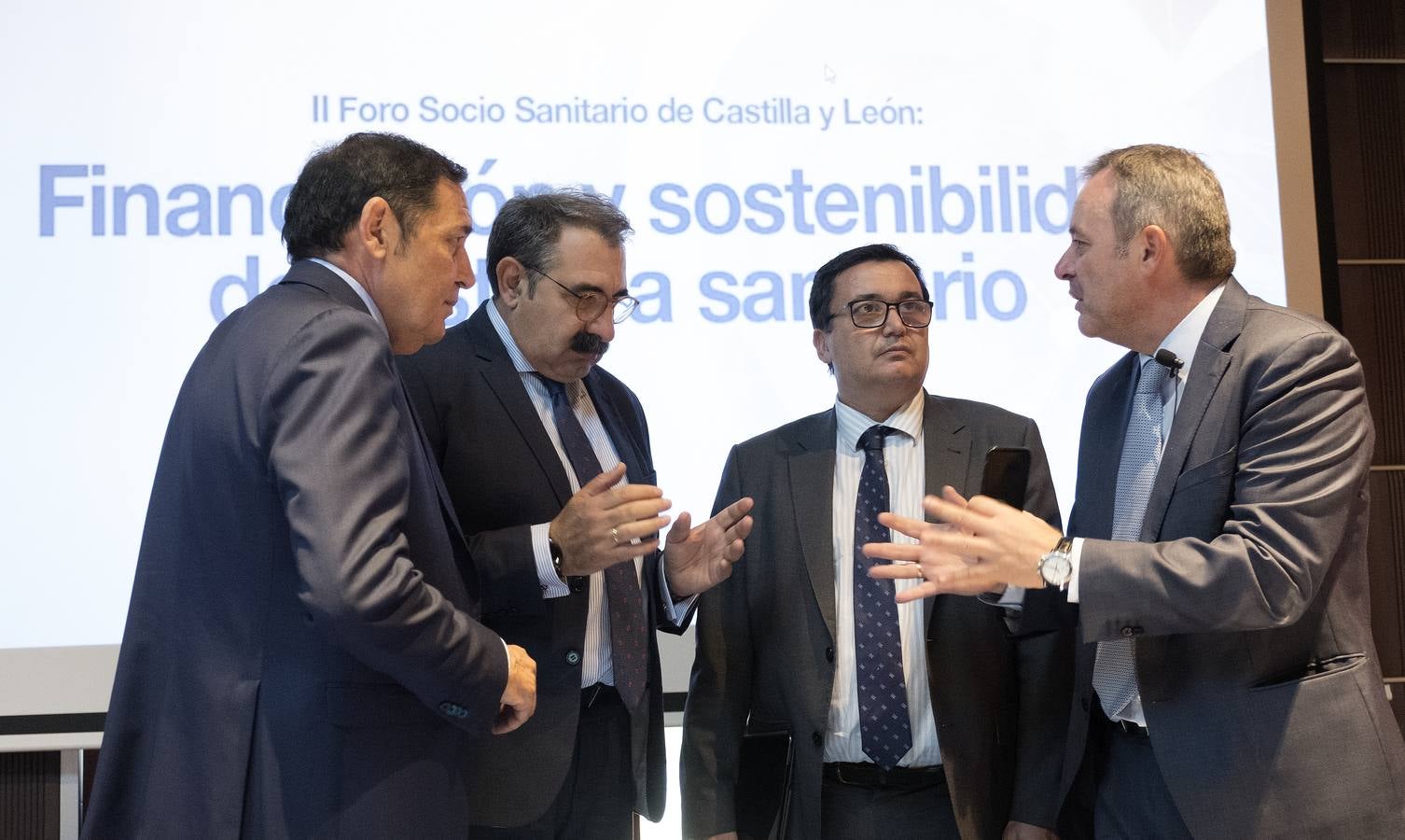 Fotos: Foro Sociosanitario &#039;Financiación y sostenibilidad del sistema sanitario&#039;