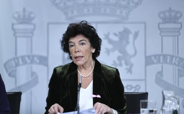 La ministra Portavoz, Isabel Celaá. 