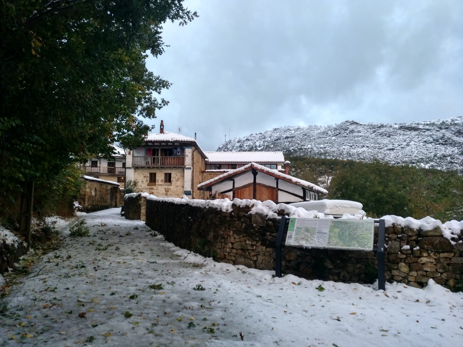 Las temperaturas continúan siendo gélidas estos días pero la alerta por nieve empieza a diluirse